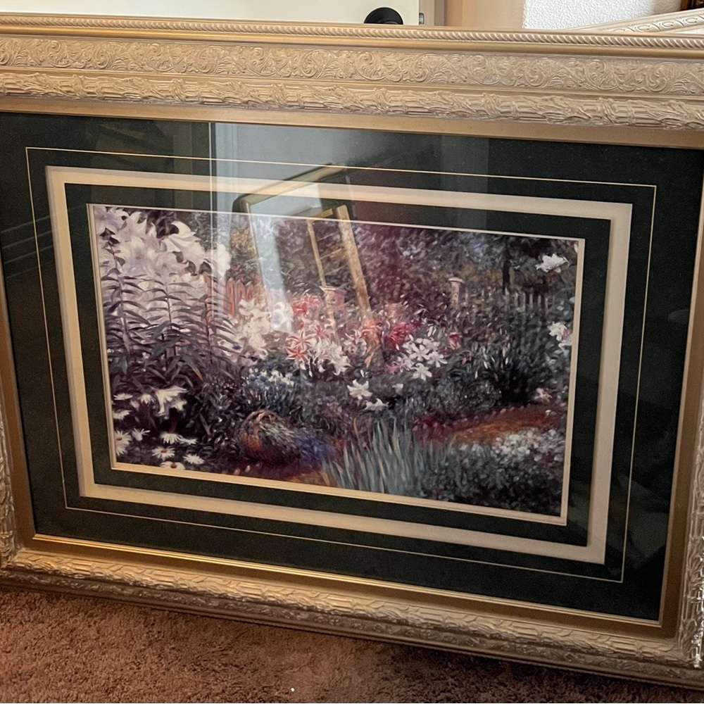 Framed Floral Art Print with Gold Frame